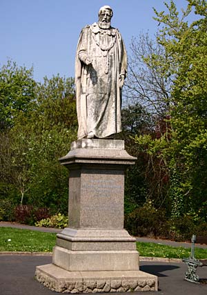 Northcote Statue Northcote Statue