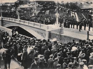 The opening of the Exe Bridge in 1905 The opening of the Exe Bridge in 1905