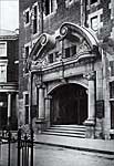Thorn Garage, Fore Street The Grand Entrance, Dellers Cafe