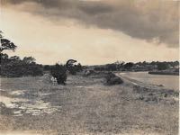 A view towards Exeter along the canal from the site.