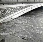 Water under Exe Bridge Water under Exe Bridge