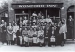 Winifred Gladys Lavers - circa 1914/18 Wonford Inn customers during the war