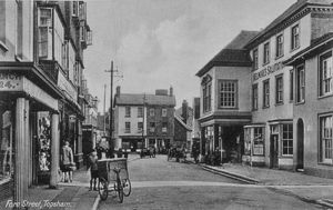The Salutation Hotel - Exe Street, Topsham Helmore's Salutation Hotel circa 1914
