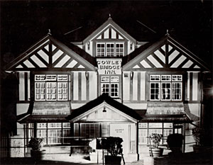 The Cowley Bridge Inn at night The Cowley Bridge Inn at night