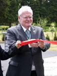 Lord Mayor opens the Garden of Rememberance Lord Mayor opens the Garden of Rememberance