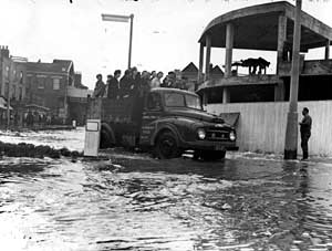 Flooding at Cowick Street Flooding at Cowick Street