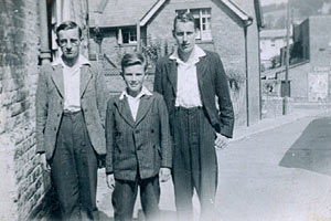 The Scant brothers at Exwick. The Scant brothers at Exwick.