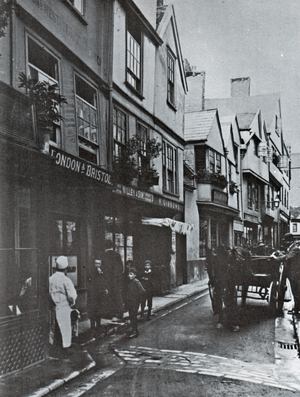Catherine Street and Catherine Gate Catherine Street with the Swan Inn.