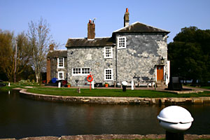 Turf Lock Hotel Turf Lock Hotel
