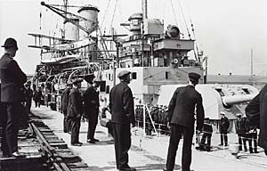 HMS Exeter 1930 HMS Exeter 1930